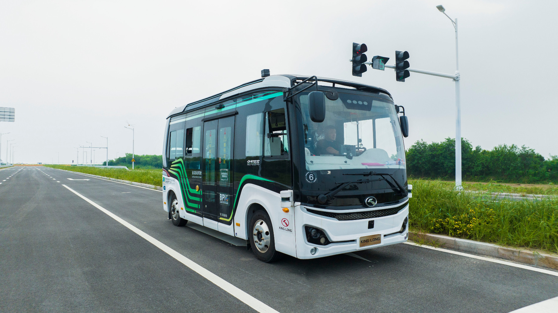 公交車.jpg 公交車.jpg